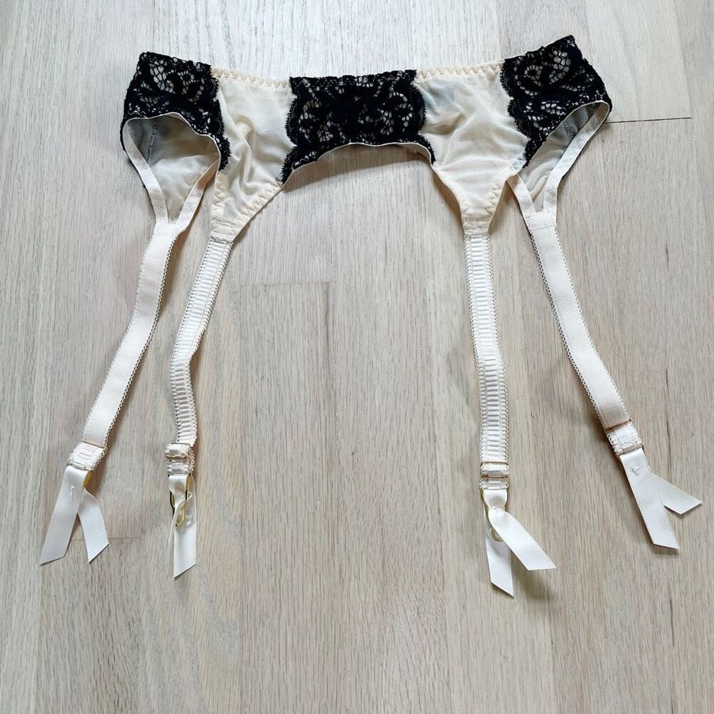 Blush Nude Black Lace Sheer Mesh 4-Strap Garter Belt Women's Size S
